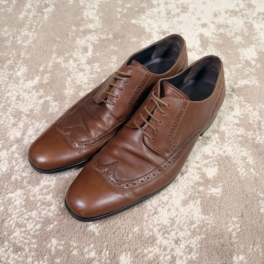 Hugo Boss Oxford Dress Shoes Mens Brown Size 11 Wingtip Leather Old Money